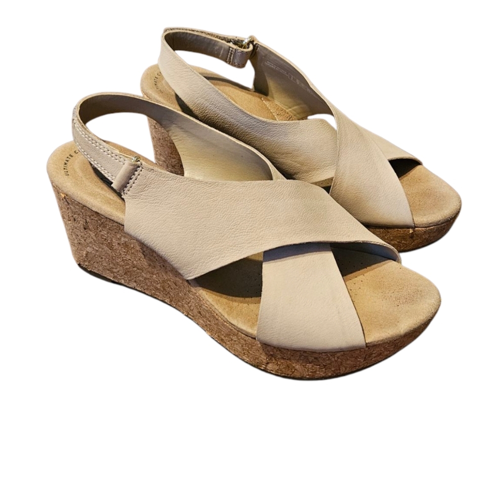 Clarks Women's Cream Cork PlatformWedge Sandals Size 8.5W